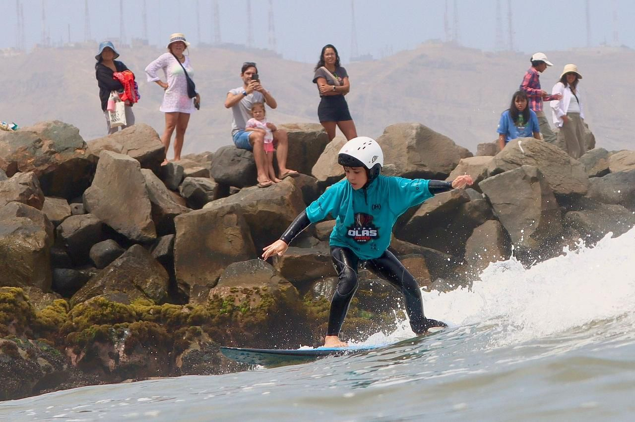 Copa Olas Per&uacute; 2026 inici&oacute; con &eacute;xito en playa Barranquito